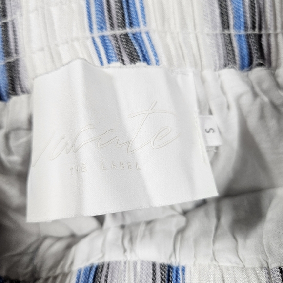 Vacate The Label Viscose Blend Linen Style Short, White/Blue Striped, Small - Picture 8 of 12